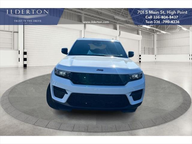 2025 Jeep Grand Cherokee Altitude X 4x4