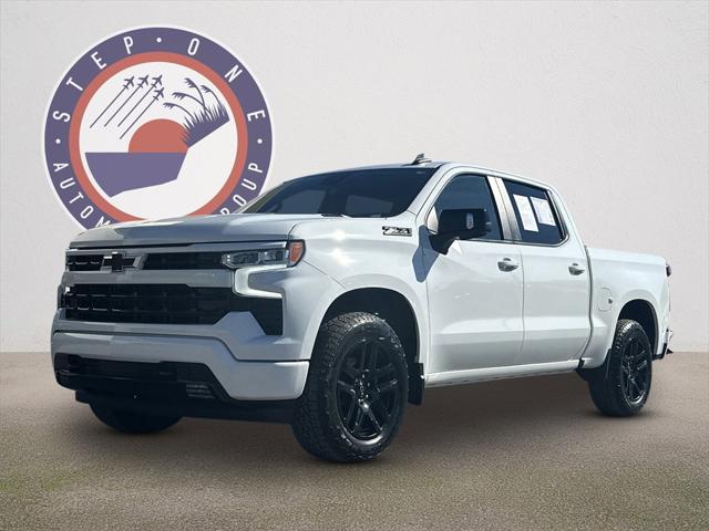 2023 Chevrolet Silverado 1500 4WD Crew Cab Short Bed RST