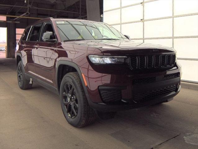 2025 Jeep Grand Cherokee L Altitude 4x2
