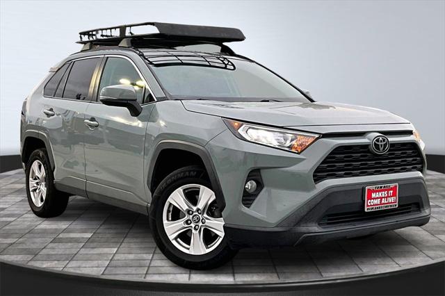 2020 Toyota RAV4 XLE
