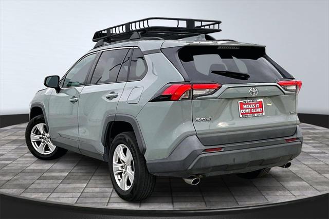 2020 Toyota RAV4 XLE