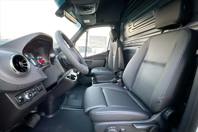 2026 Mercedes-Benz Sprinter 2500 Standard Roof 4-Cyl Diesel HO