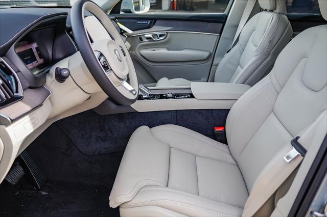 2026 Volvo XC90 Plug-In Hybrid Ultra, T8 AWD, Electric/Gasoline, Bright, 7 Seats