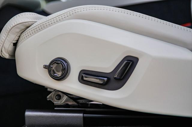 2026 Volvo XC90 Plug-In Hybrid Ultra, T8 AWD, Electric/Gasoline, Bright, 7 Seats