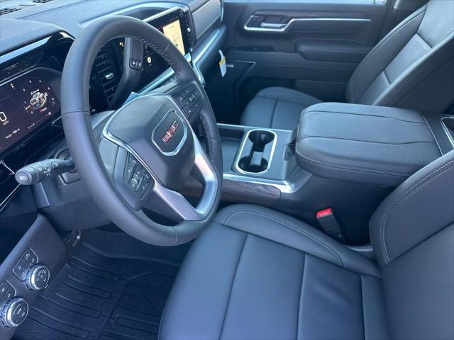 2026 GMC Sierra 2500HD Crew Cab, Standard Bed, SLT, 4WD