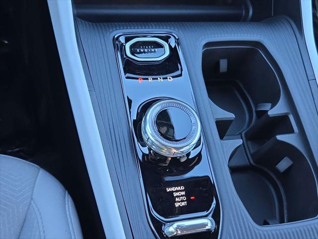 2026 Jeep Cherokee Laredo 4x4