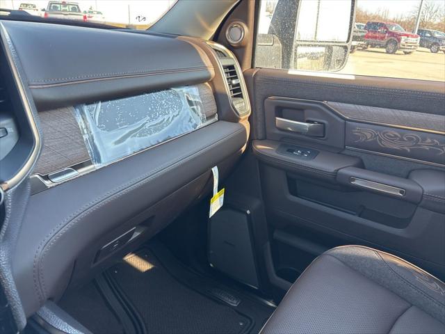2026 Ram 3500 Limited Longhorn Crew Cab 4x4 8' Box