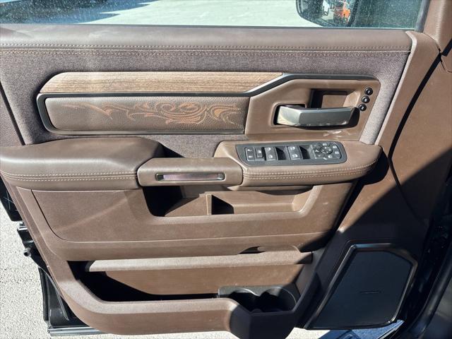 2026 Ram 3500 Limited Longhorn Crew Cab 4x4 8' Box
