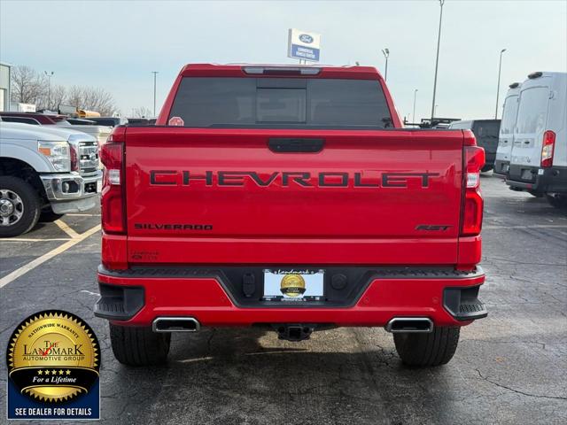 2022 Chevrolet Silverado 1500 4WD Crew Cab Short Bed RST