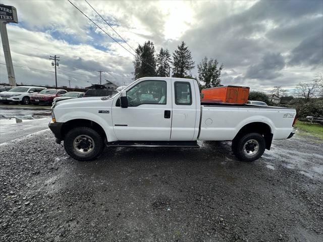 2002 Ford F-350 XLT 4dr SuperCab 4WD LB