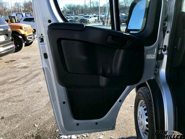 2026 Ram ProMaster Cargo Van Tradesman Low Roof 118" WB w/Pass Seat