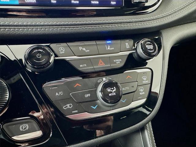 2026 Chrysler Pacifica Limited AWD