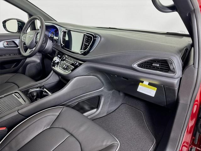 2026 Chrysler Pacifica Limited AWD