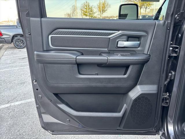 2026 Ram 2500 Big Horn Crew Cab 4x4 64 Box