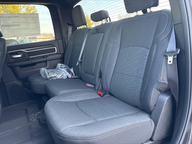 2026 Ram 2500 Big Horn Crew Cab 4x4 64 Box