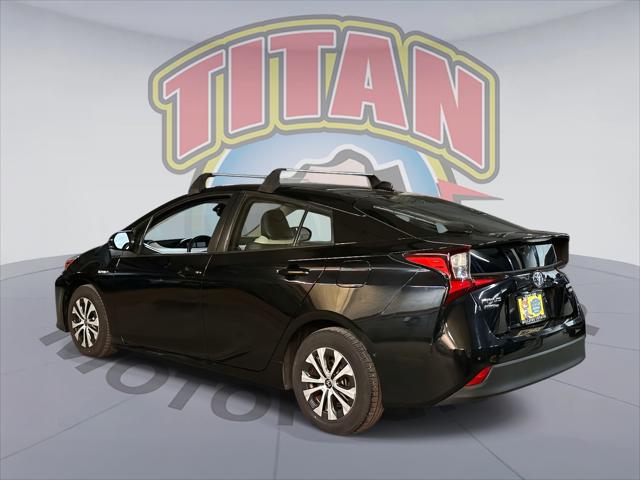 2021 Toyota Prius XLE AWD-e [2]