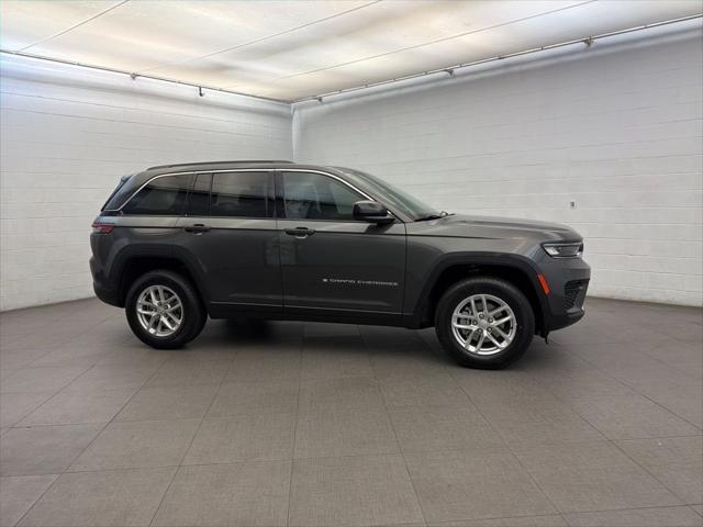 2026 Jeep Grand Cherokee GRAND CHEROKEE LAREDO X 4X2