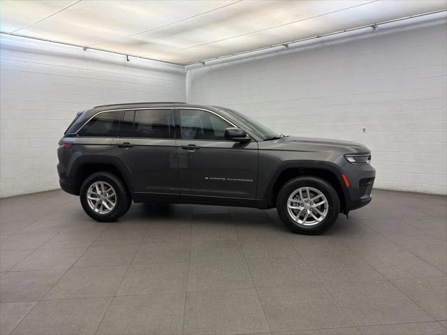 2026 Jeep Grand Cherokee GRAND CHEROKEE LAREDO X 4X2