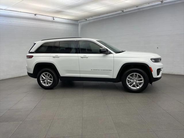 2026 Jeep Grand Cherokee GRAND CHEROKEE LAREDO 4X2 2026 Jeep Grand Cherokee GRAND CHEROKEE LAREDO 4X2