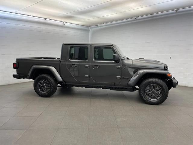 2026 Jeep Gladiator GLADIATOR SPORT S 4X4 2026 Jeep Gladiator GLADIATOR SPORT S 4X4