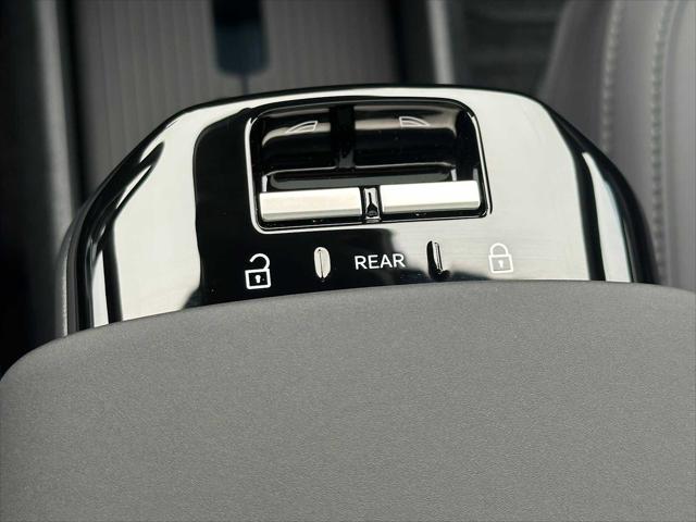 2026 Volvo EX30 Ultra Twin Motor Performance, Fully electric