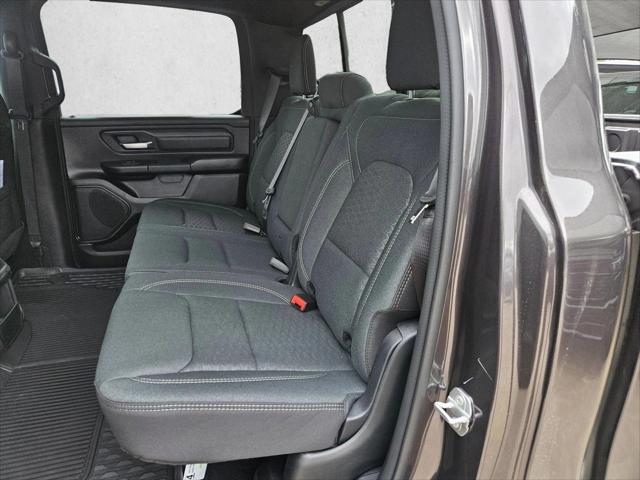 2026 Ram 1500 Warlock Crew Cab 4x4 5'7" Box