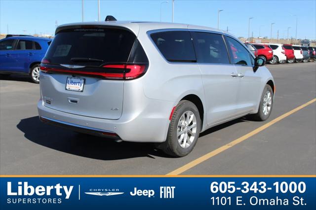 2026 Chrysler Pacifica PACIFICA SELECT AWD