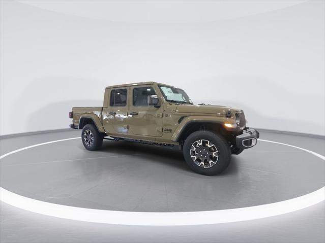 2026 Jeep Gladiator GLADIATOR SAHARA 4X4 2026 Jeep Gladiator GLADIATOR SAHARA 4X4