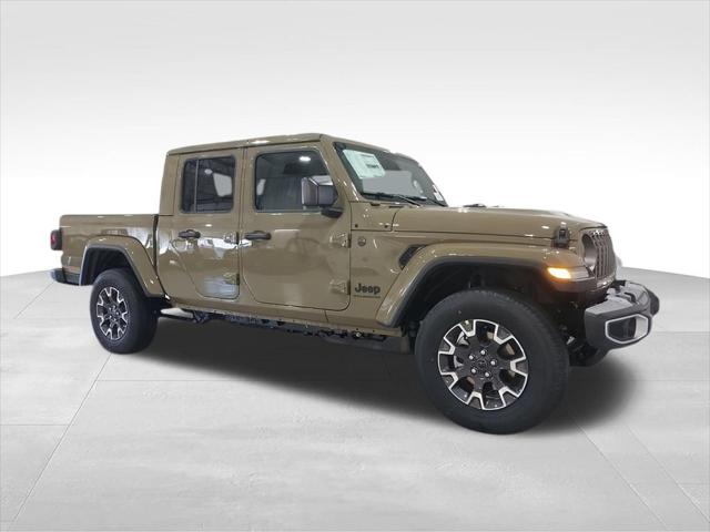 2026 Jeep Gladiator GLADIATOR SAHARA 4X4