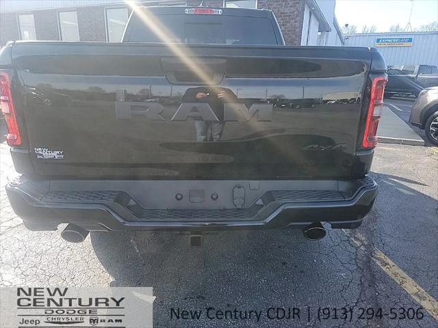 2026 Ram 1500 Express Crew Cab 4x4 5'7" Box