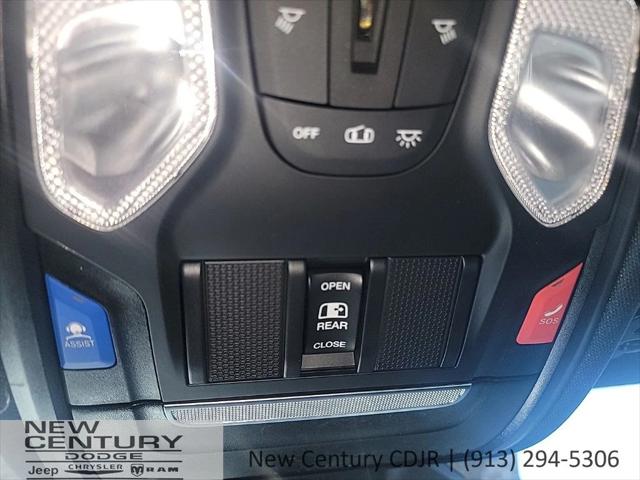 2026 Ram 1500 Express Crew Cab 4x4 5'7" Box