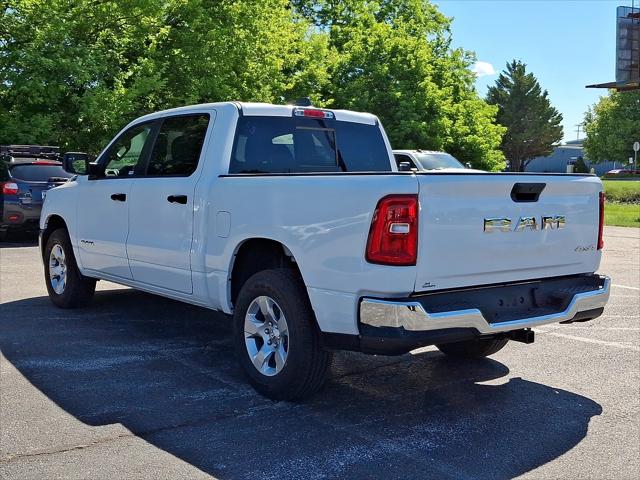 2026 Ram 1500 Tradesman Crew Cab 4x4 5'7" Box
