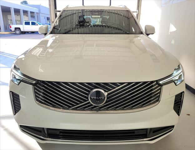 2026 Volvo XC90 Ultra, B6 AWD Gas (mild hybrid), Gasoline, Bright, 7 Seats