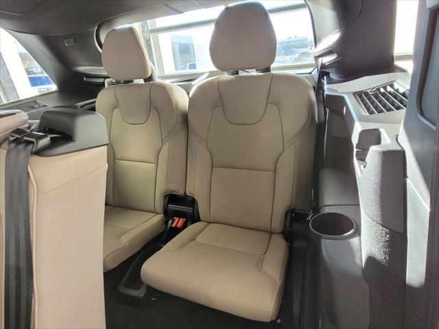 2026 Volvo XC90 Ultra, B6 AWD Gas (mild hybrid), Gasoline, Bright, 7 Seats