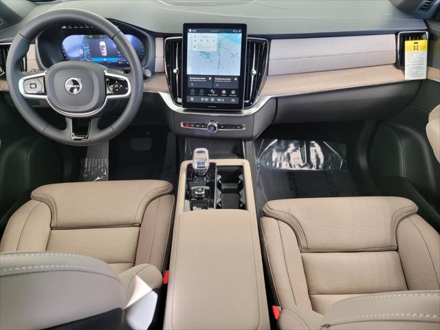 2026 Volvo XC90 Ultra, B6 AWD Gas (mild hybrid), Gasoline, Bright, 7 Seats