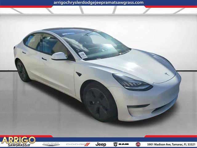 2021 Tesla Model 3 Standard Range Plus Rear-Wheel Drive