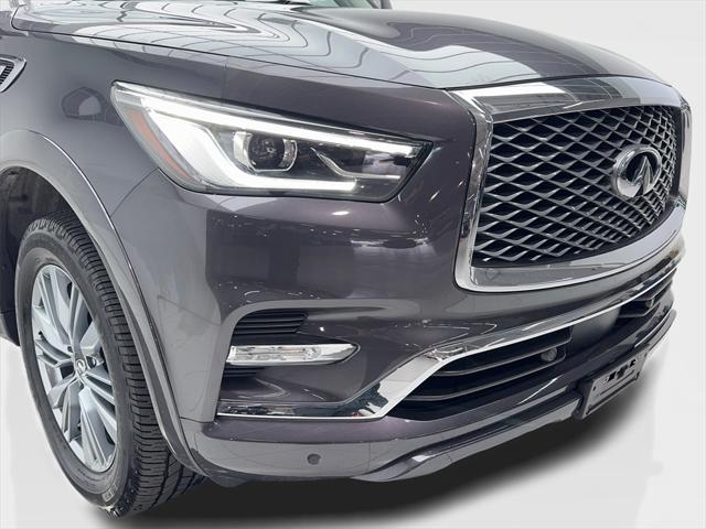 2022 INFINITI QX80 LUXE AWD