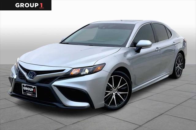 2024 Toyota Camry Hybrid SE