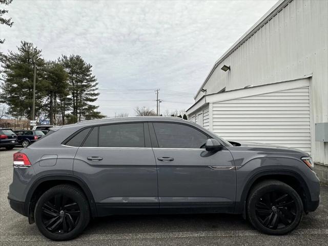 2022 Volkswagen Atlas Cross Sport 2.0T SE w/Technology
