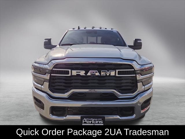 2026 RAM Ram 3500 RAM 3500 TRADESMAN CREW CAB 4X4 8 BOX