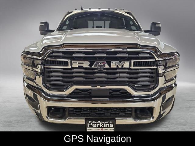 2026 RAM Ram 5500 Chassis Cab RAM 5500 TRADESMAN CHASSIS CREW CAB 4X4 84 CA