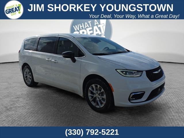 2026 Chrysler Pacifica PACIFICA SELECT AWD