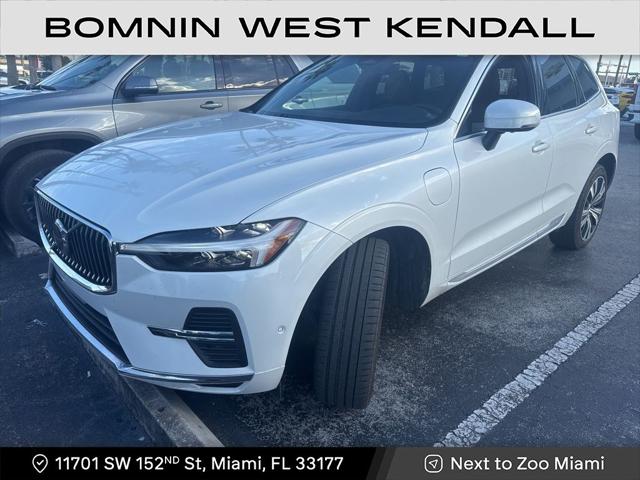 2023 Volvo XC60 Recharge Plug-In Hybrid T8 Plus Bright Theme