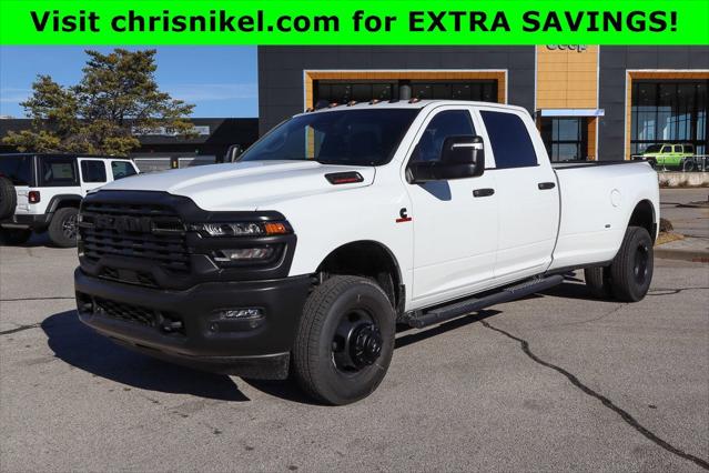 2026 RAM Ram 3500 RAM 3500 TRADESMAN CREW CAB 4X4 8 BOX