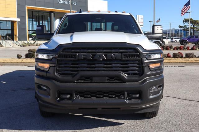 2026 RAM Ram 3500 RAM 3500 TRADESMAN CREW CAB 4X4 8 BOX
