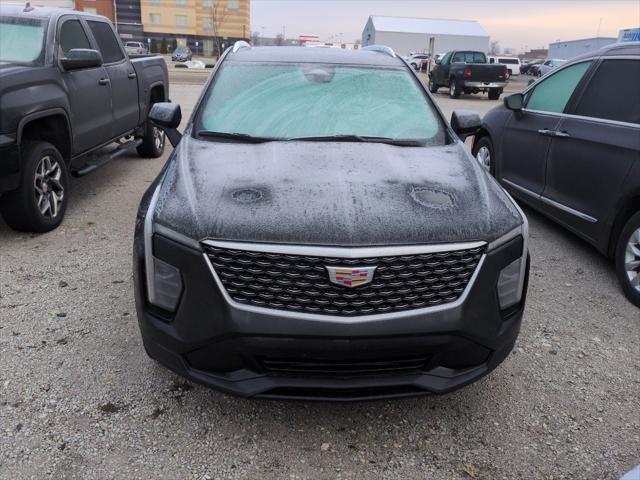 2024 Cadillac XT4 Premium Luxury