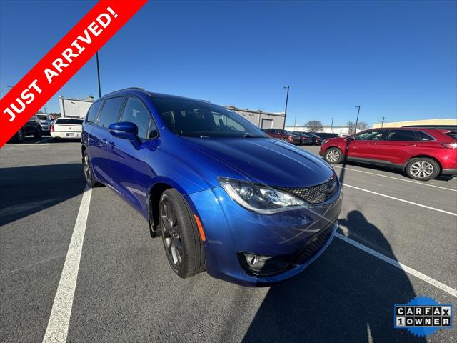 2018 Chrysler Pacifica Limited 2018 Chrysler Pacifica Limited