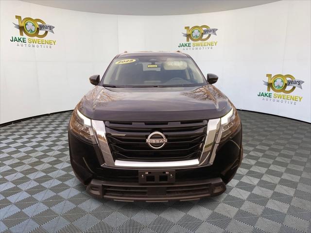 2025 Nissan Pathfinder SV 4WD