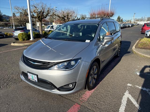 2018 Chrysler Pacifica Hybrid Touring L 2018 Chrysler Pacifica Hybrid Touring L