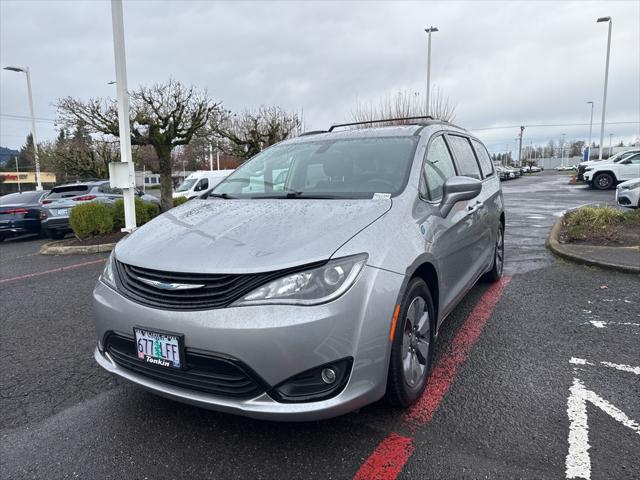 2018 Chrysler Pacifica Hybrid Touring L 2018 Chrysler Pacifica Hybrid Touring L